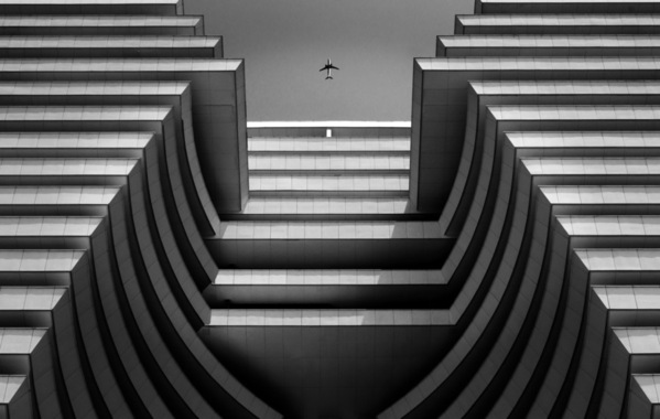 Photograph Artin Darvishi Rise on One Eyeland